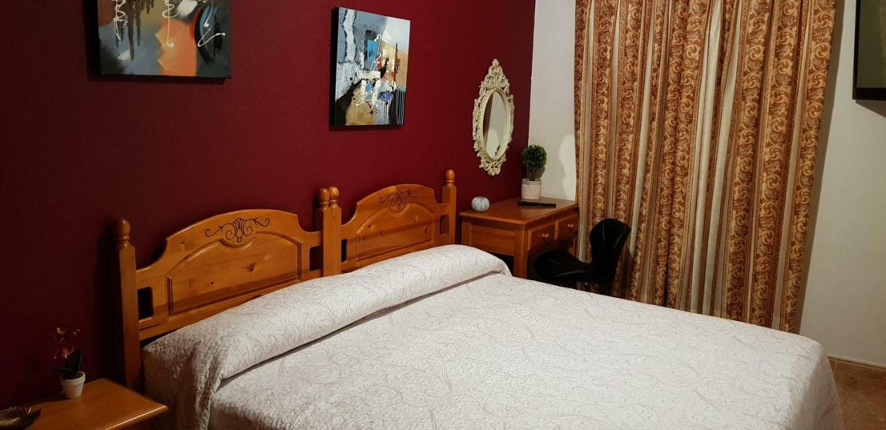 Hostal Plaza El Espinar Eksteriør bilde